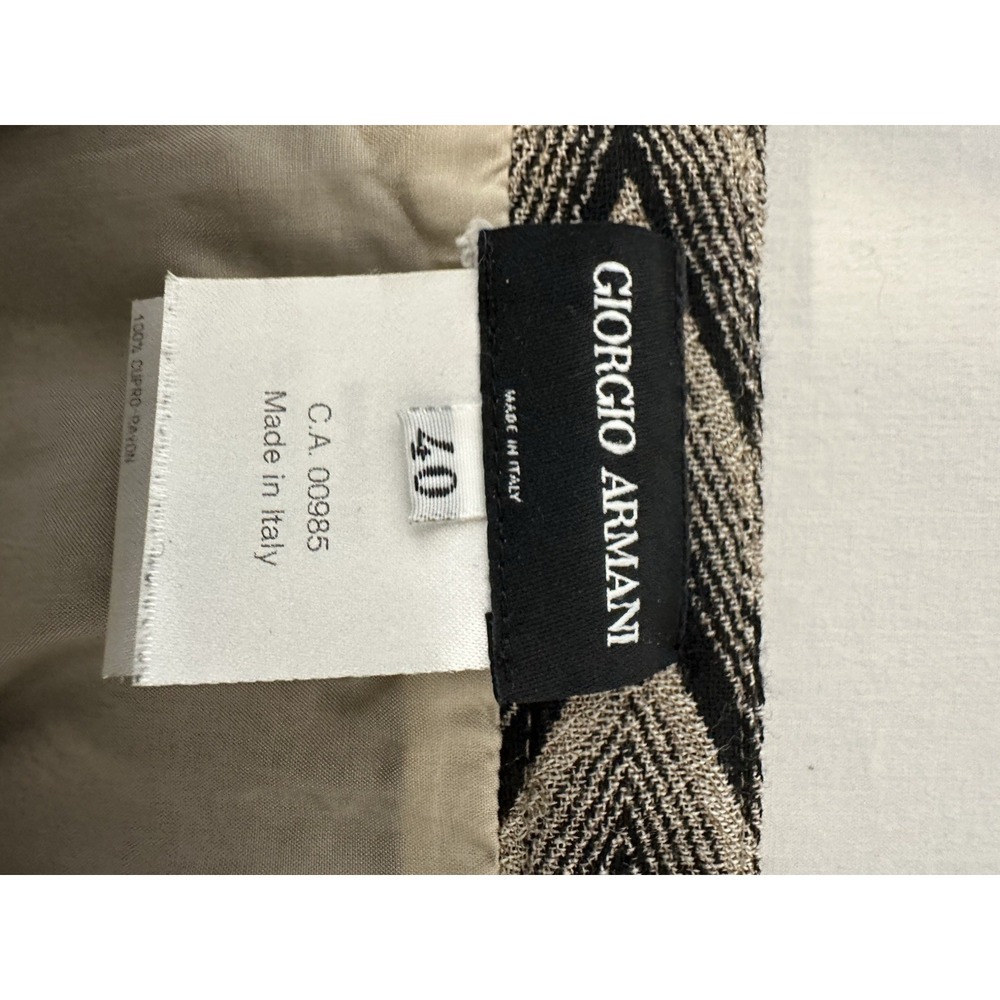Giorgio Armani Skirt Size‎ 40 Wool Blend A-line Black Beige Chevron  Italy 29x23 - Picture 3 of 6
